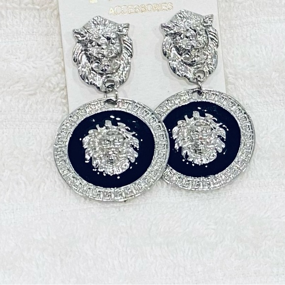 Jewelry - Silver Lion Medusa Earrings